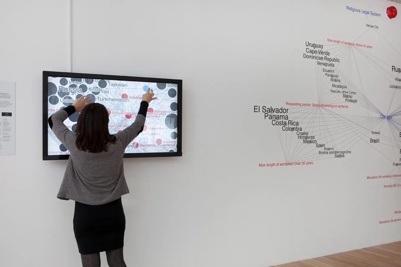 PenalSystems-exhibition-view-HOK-Oslo-2014-3.jpg